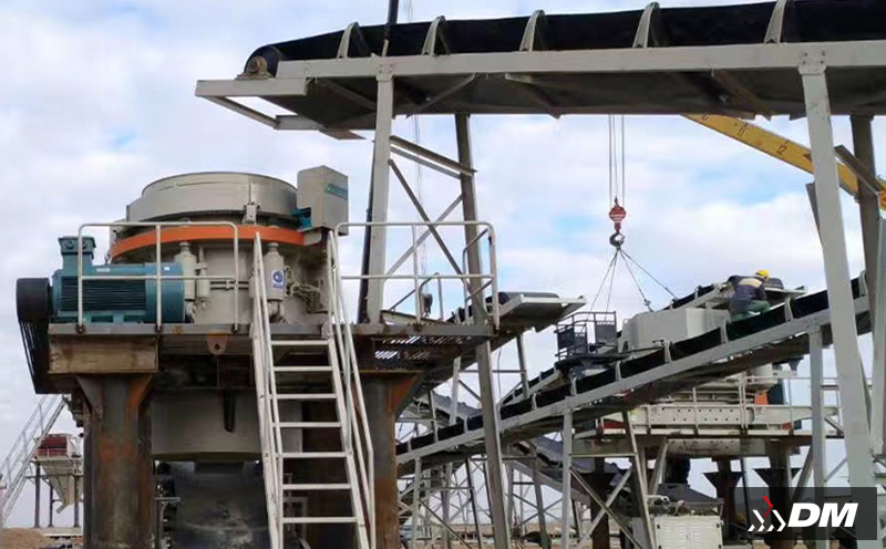 What are the wear-resistant parts of cone crusher?