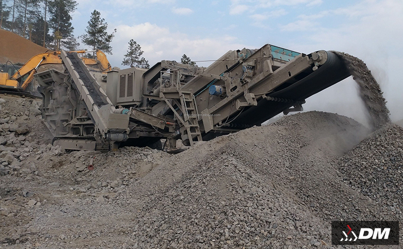 Portable rock crusher